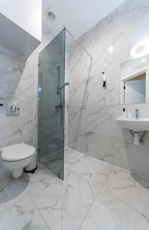 Apart Hotel On Zoloti Vorota Kiev 0*,  Ucraina