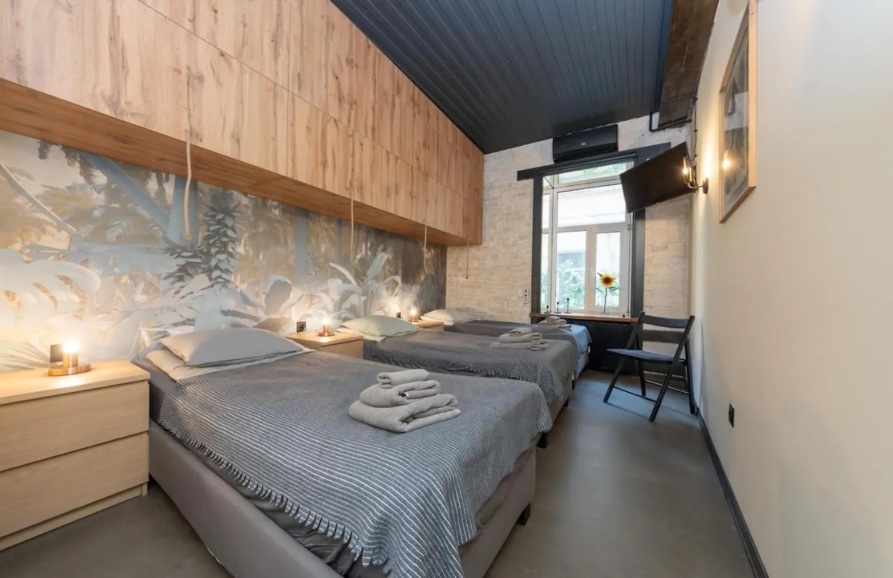 Aparthotel Apart Hotel On Zoloti Vorota Kiev Ucraina