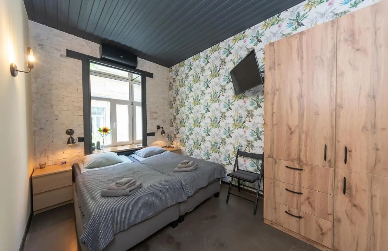 Apart Hotel On Zoloti Vorota Kiev Aparthotel